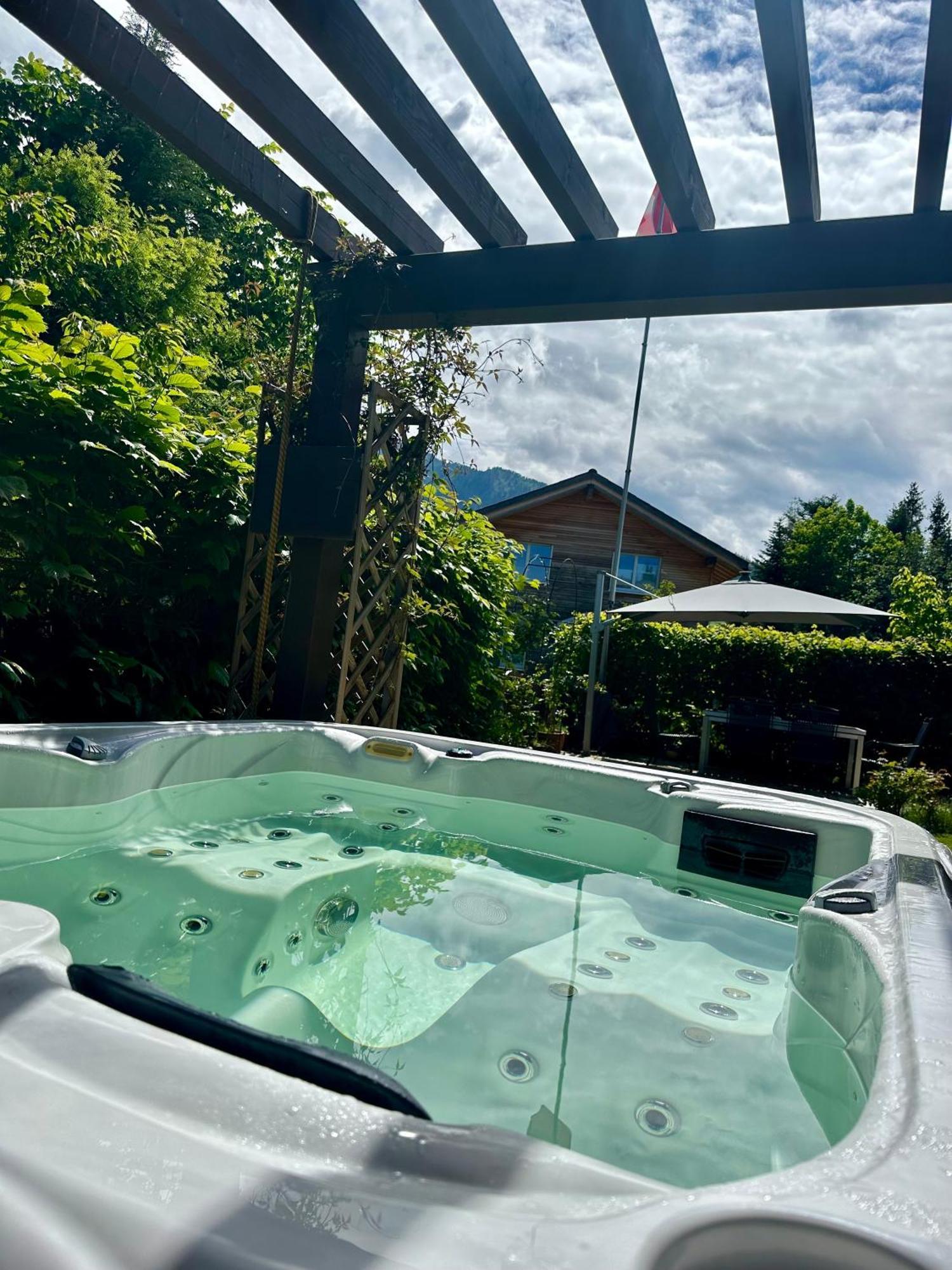 The Swiss Paradise 2 Apartment With Garden, Whirlpool, And Mountain Panorama Wirzweli ภายนอก รูปภาพ