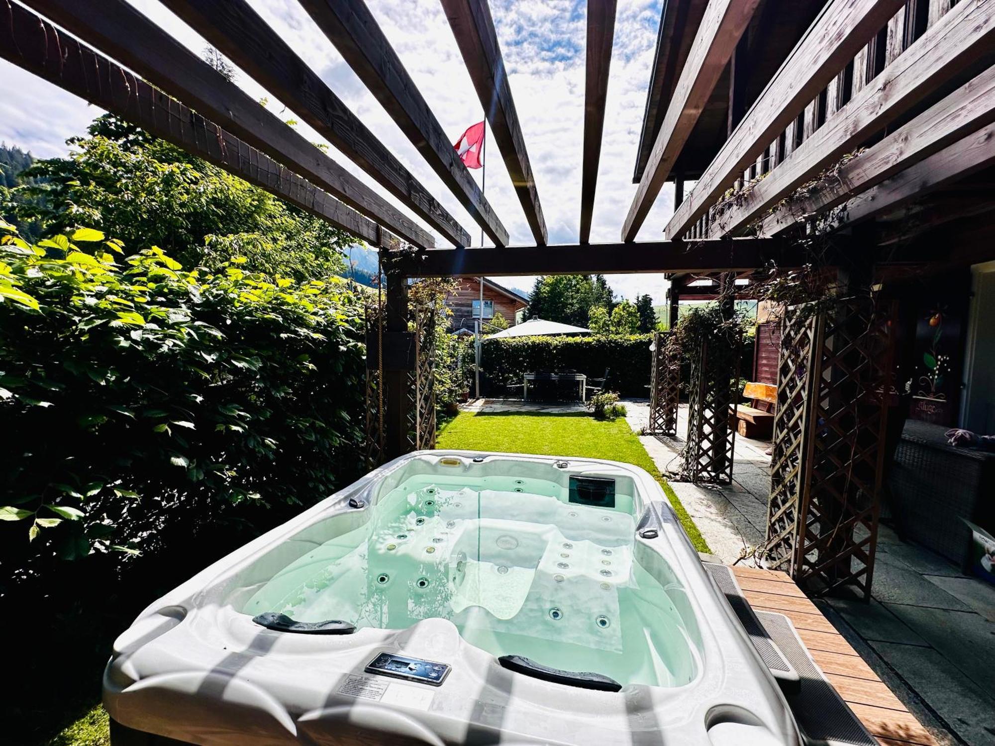 The Swiss Paradise 2 Apartment With Garden, Whirlpool, And Mountain Panorama Wirzweli ภายนอก รูปภาพ